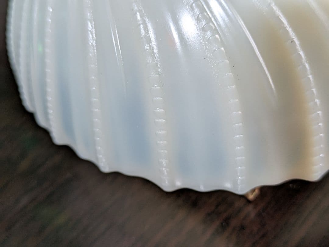 マクベス・エバンス　モナックス　ミルクガラス　リブデザインランプシェード