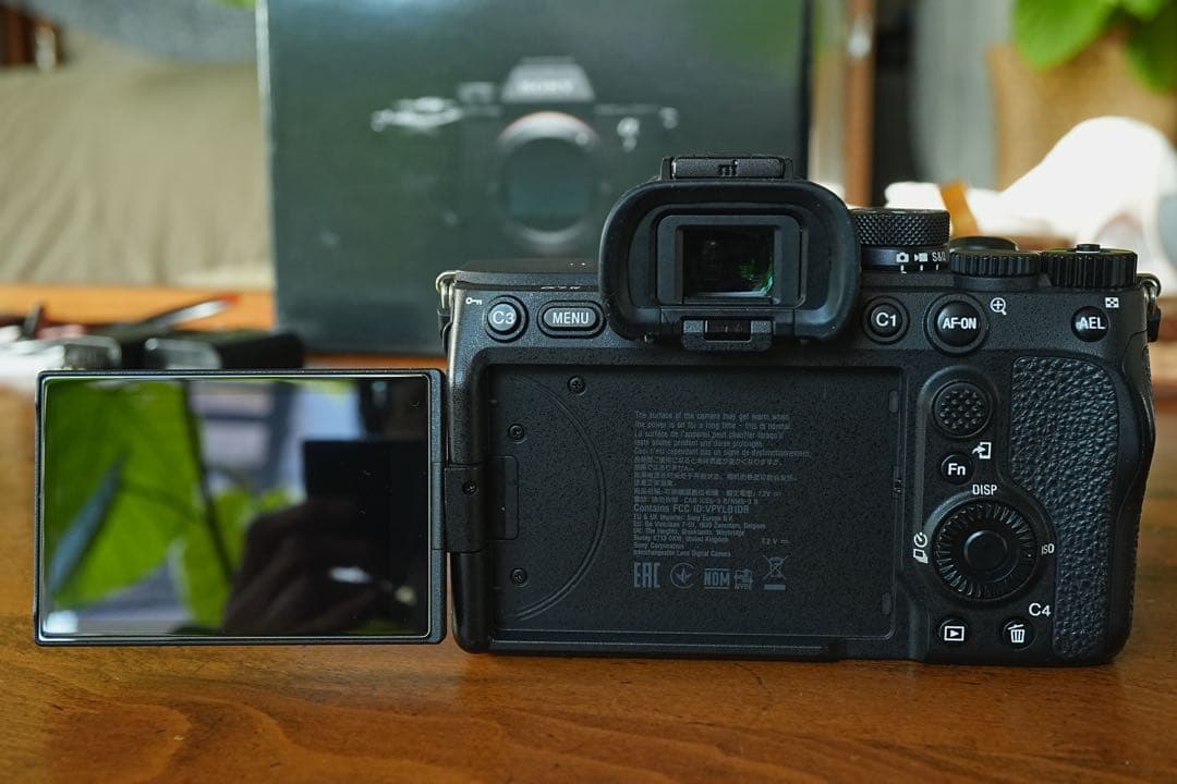 SONY α74 ミラーレスカメラ 本体と付属品