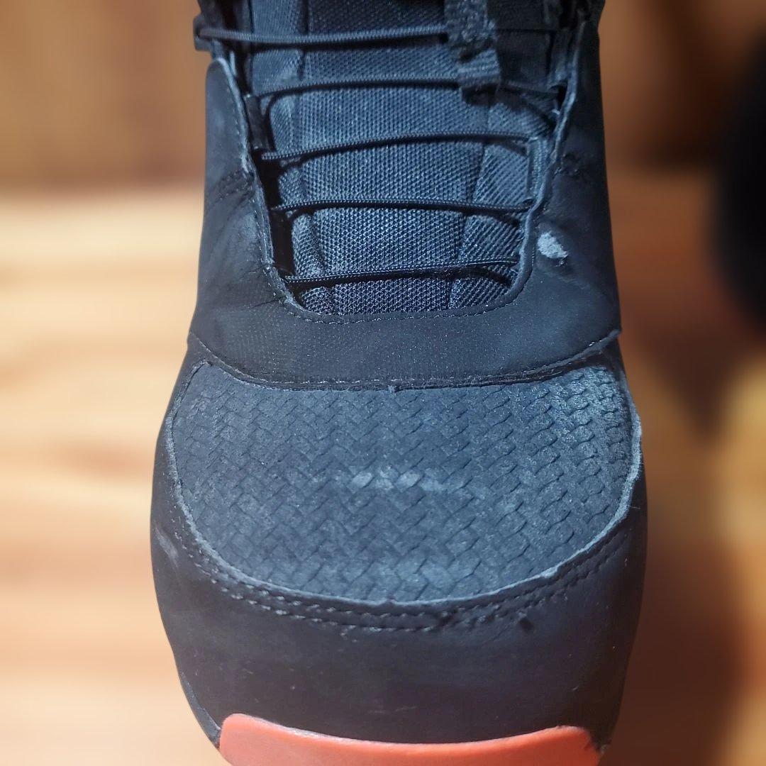 SALOMON スノーボードブーツ　25cm! 26109