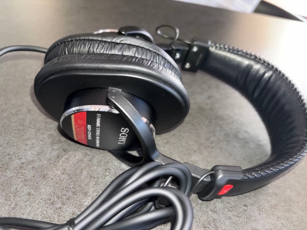 ヘッドホン sony mdr-cd900st