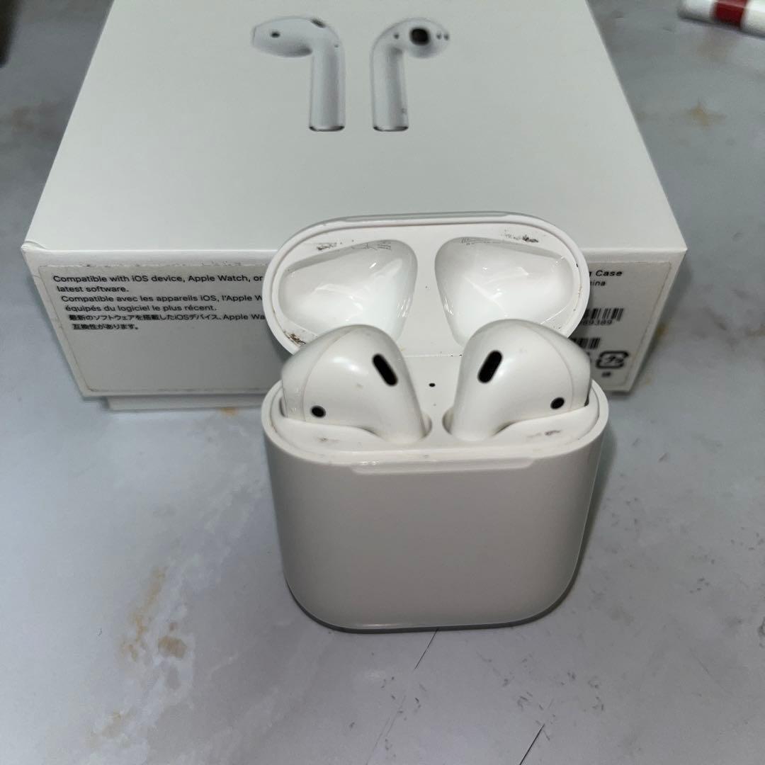 イヤホン Apple AirPods2