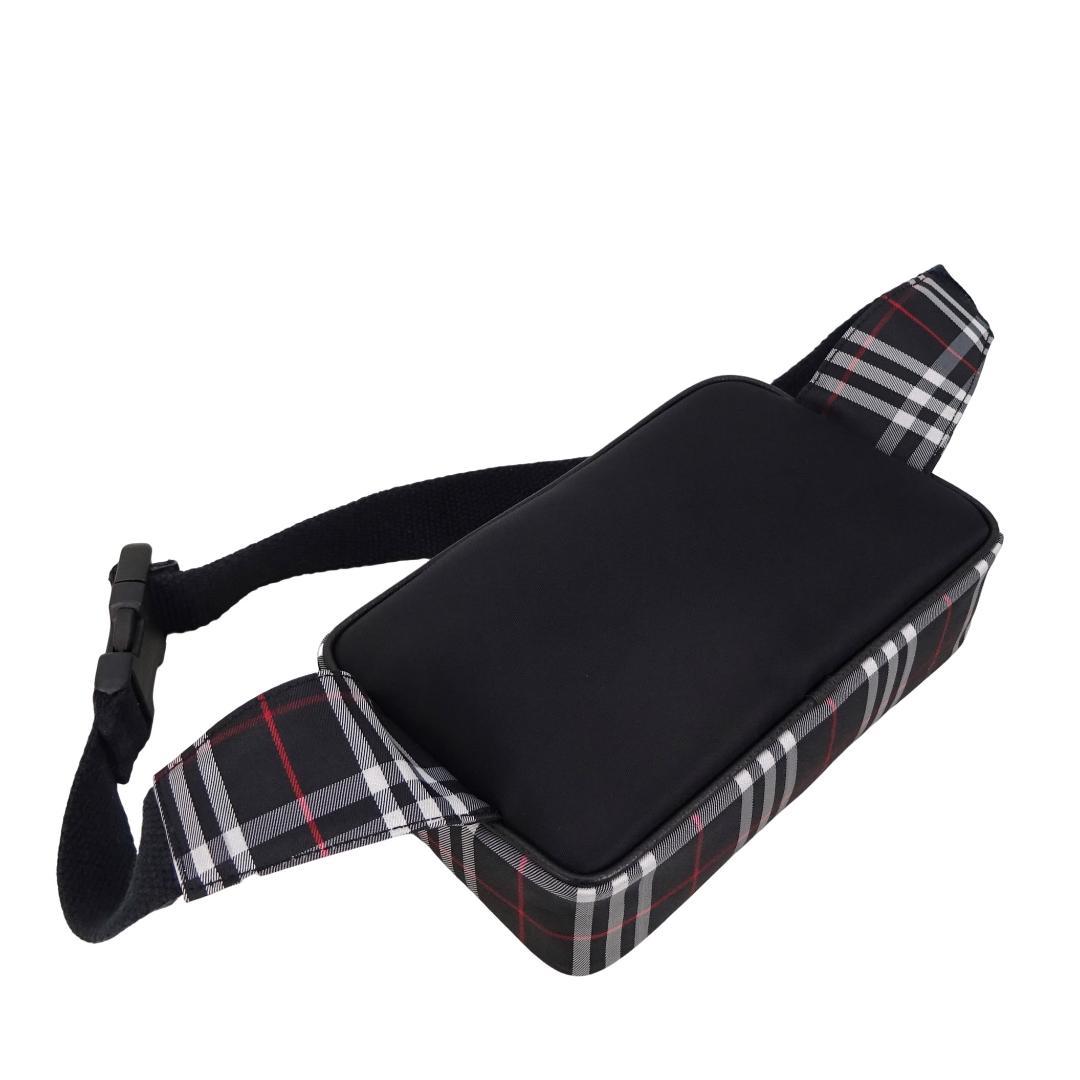 本物 未使用■バーバリー■ノバチェック ウエストバッグ ショルダーバッグ