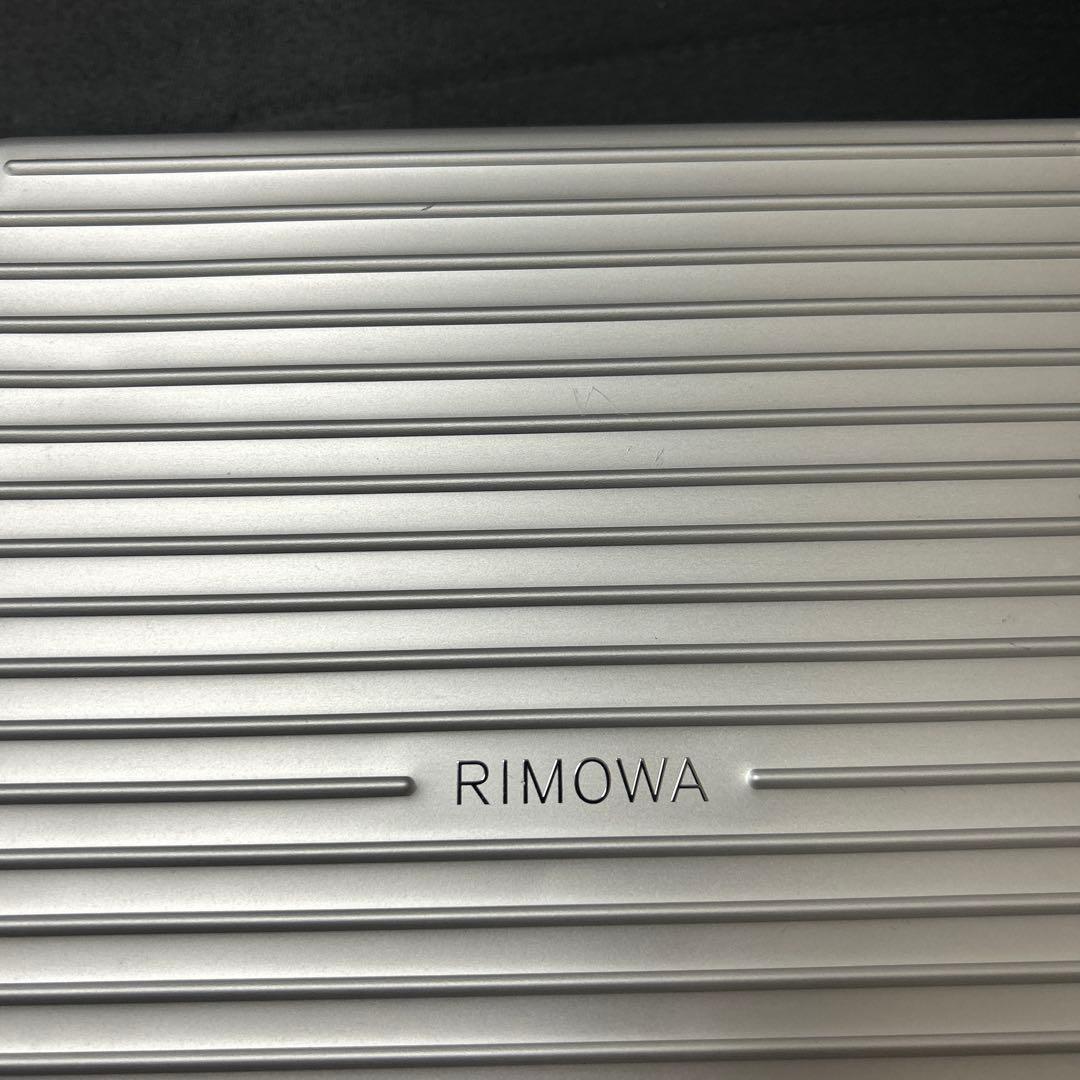 RIMOWA リモワ　バンアンドオルフセン　ヘッドホン　bang&olufsen
