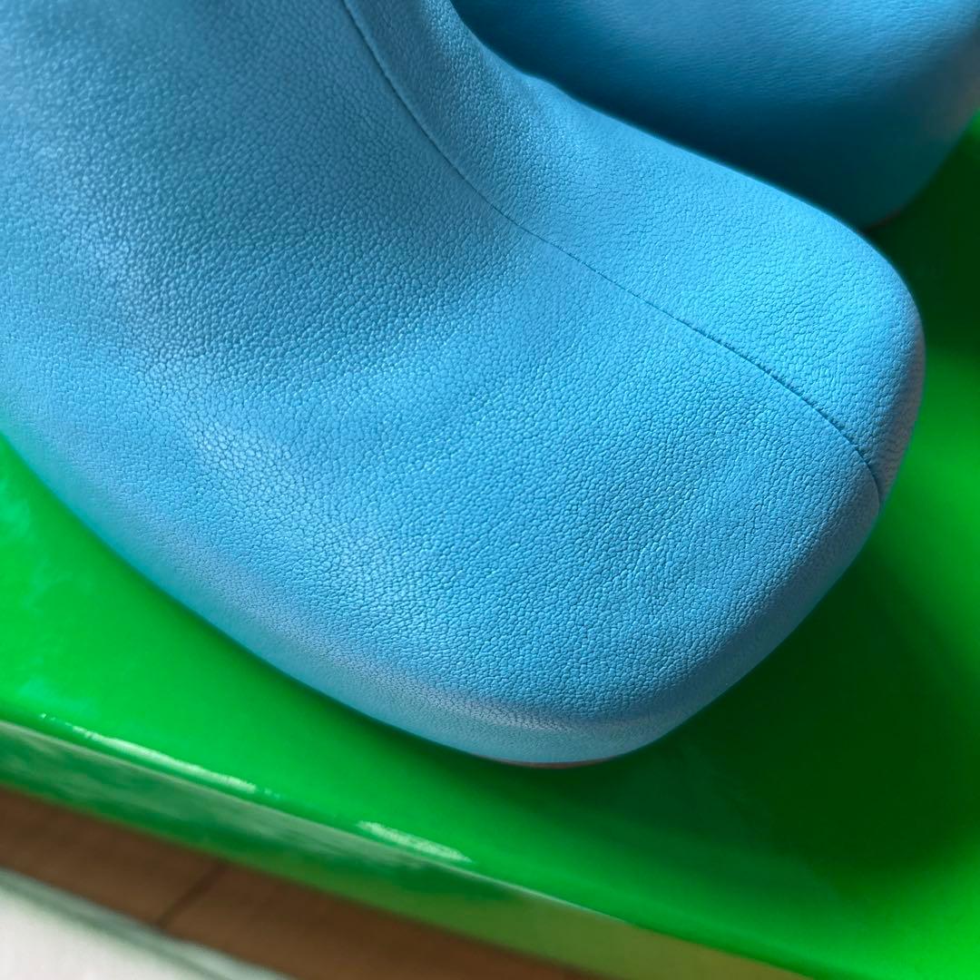 BOTTEGA VENETA 水色ミュールヒール