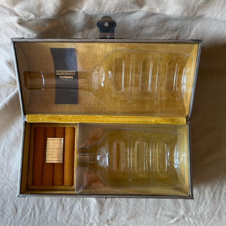 未開栓 ナポレオン NAPOLEON HENNESSY COGNAC 箱付き