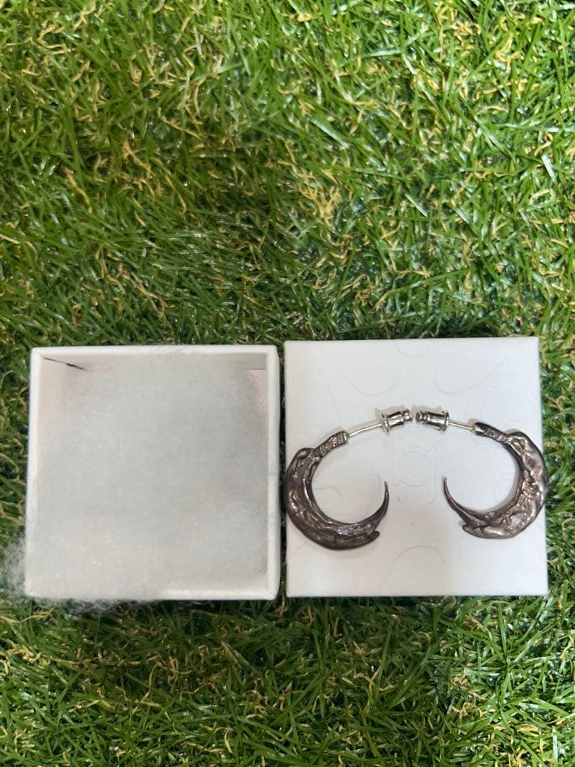 。　GB MOUTH ピアス　箱付き