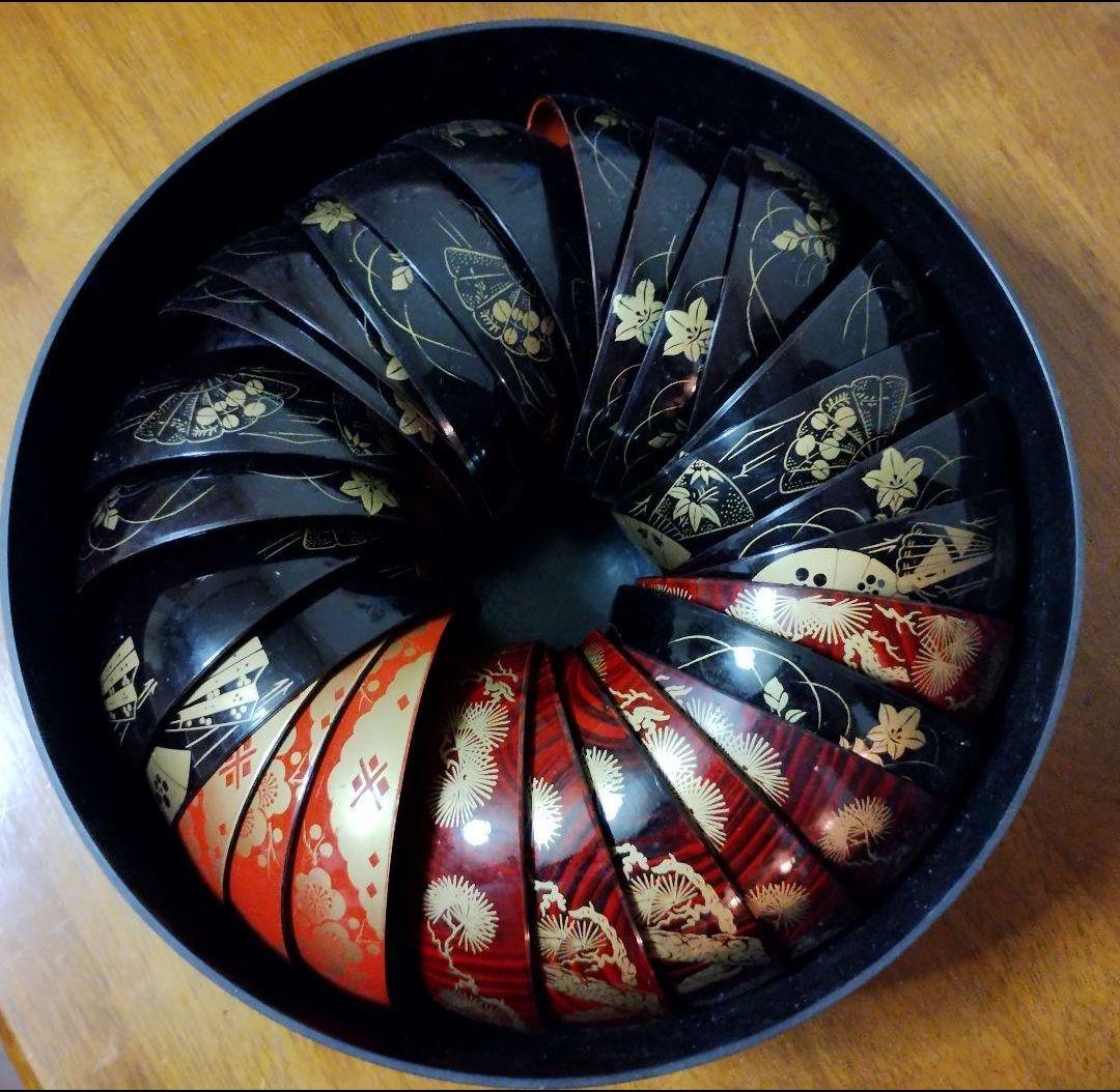 レトロな汁椀とケース