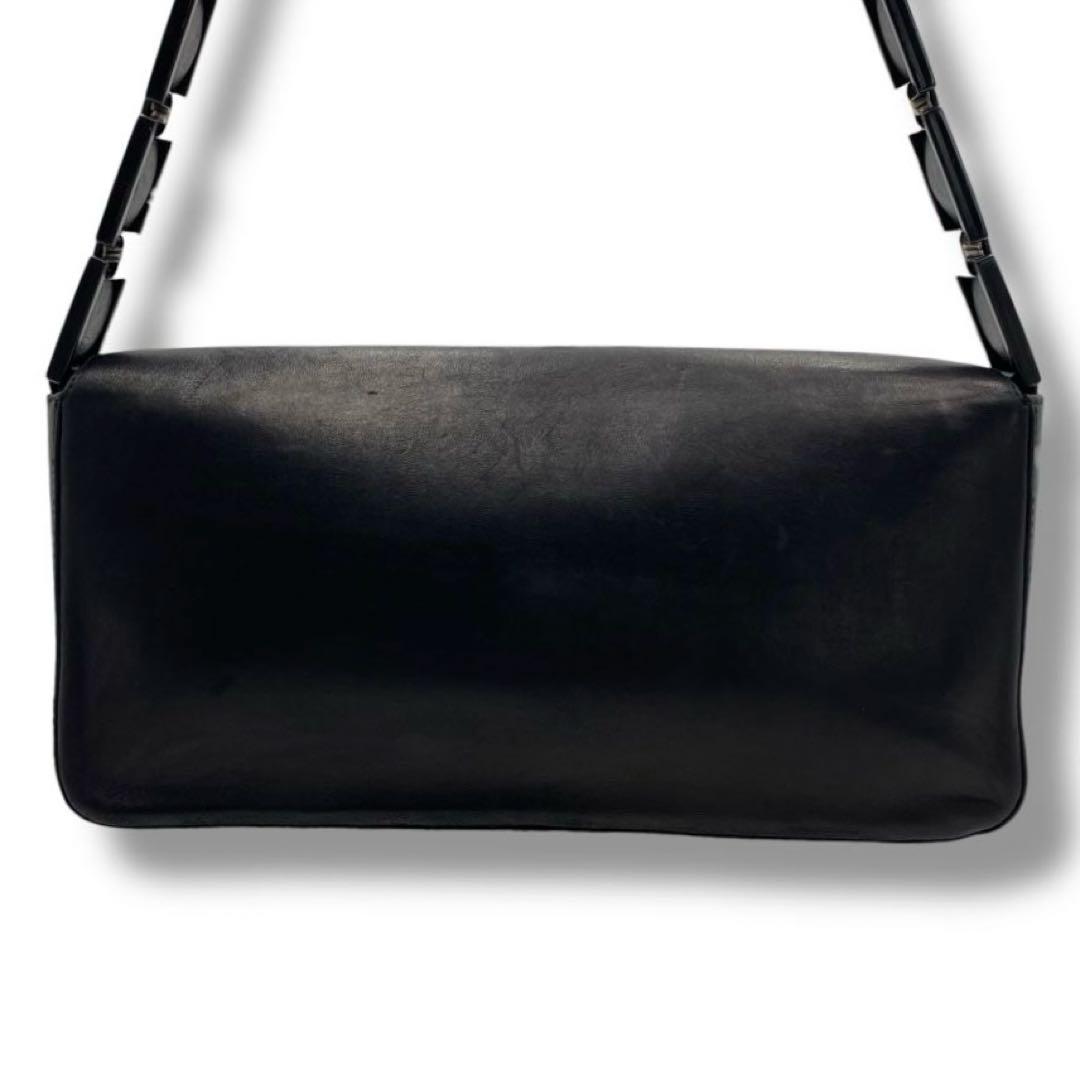 美品 フェラガモ ショルダーバッグ バッグ レザー 黒 チェーン Vintage