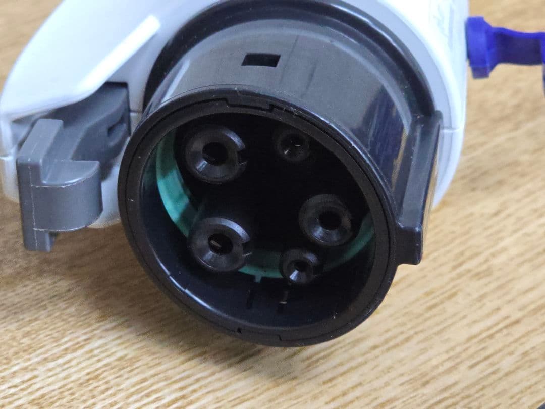 【新品】 日産 充電ケーブル 200V ノート、アリア、サクラ 7.5m