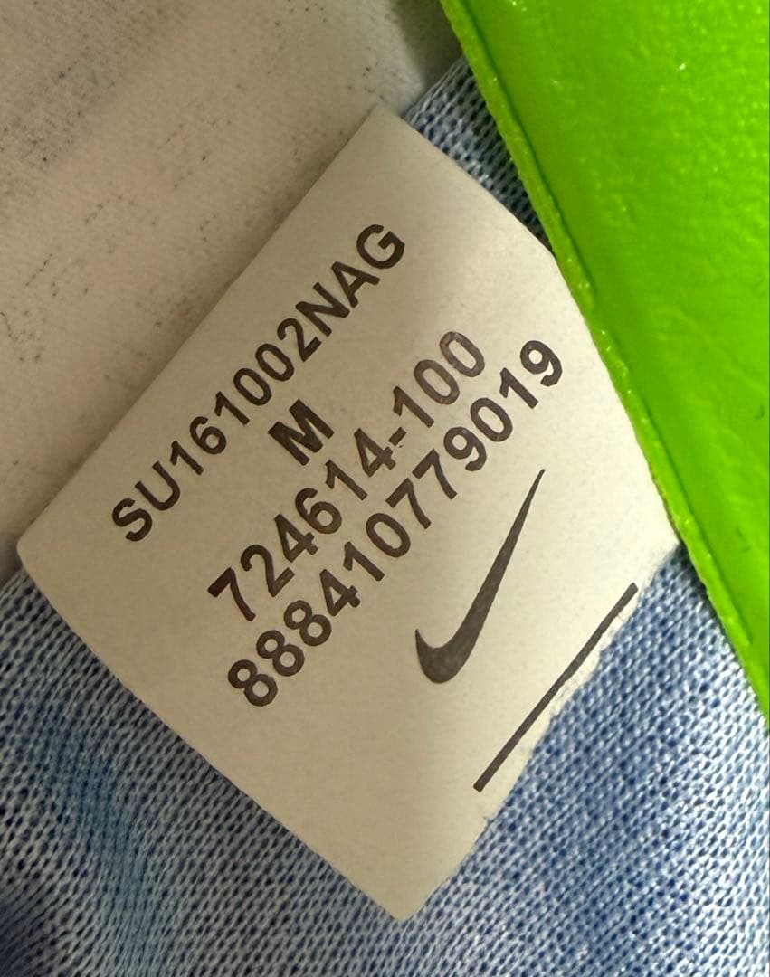 本日限定値下げ フィリペ・コウチーニョ　サッカーユニフォームサイズM