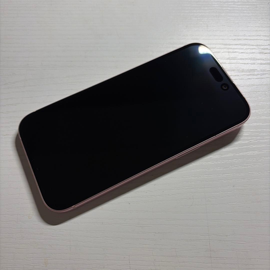 iPhone15 256GB ピンク SIMフリー 極美品