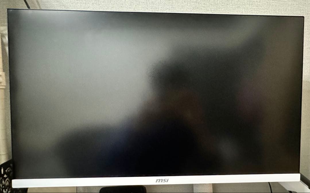 MSI MAG 274URFW 27インチ 4k ゲーミングモニター