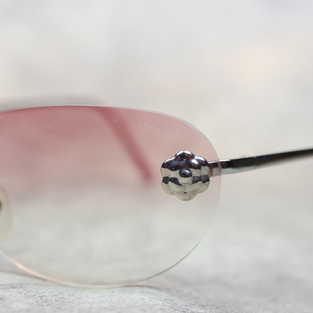 CHANEL リムレス サングラス グラデーションレンズ ユニセックス