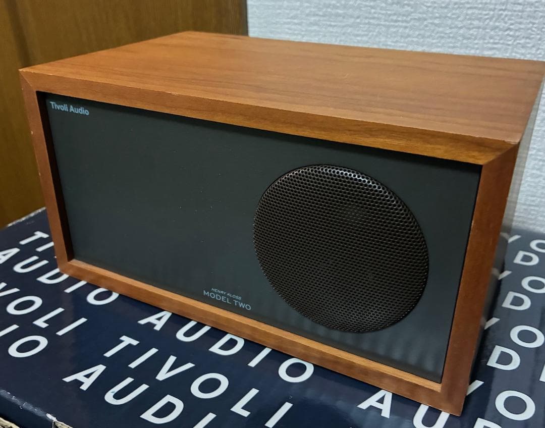 【美品・完動品】Tivoli Audio　MODEL TWO　ラジオ　元箱付
