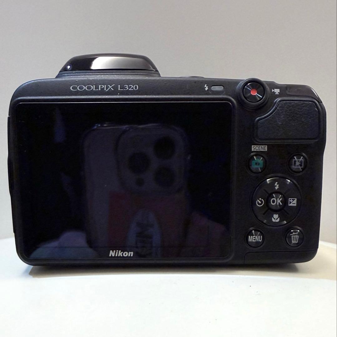デジタルカメラ Nikon COOLPIX L320