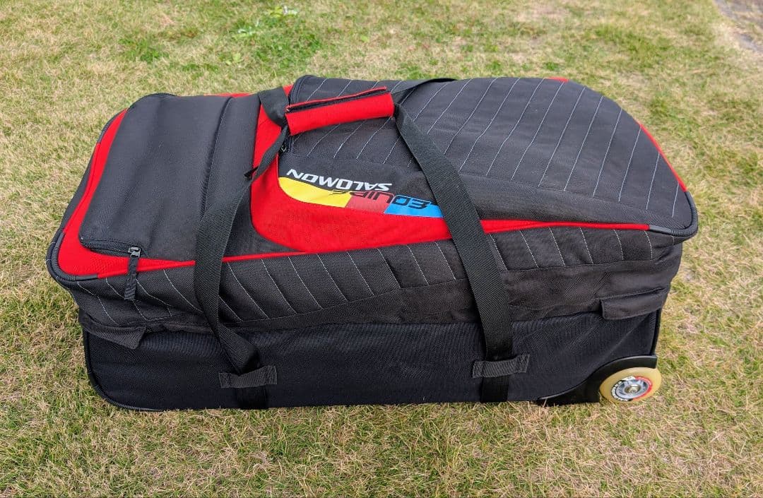 SALOMON 防水袋付き 大型キャリーバッグ スキー スノボー