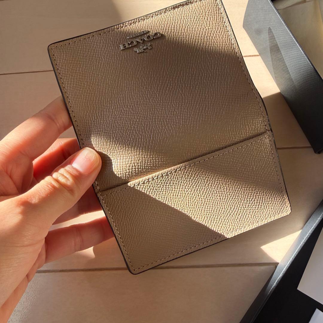 coach コーチ　名刺入れ　ベージュ
