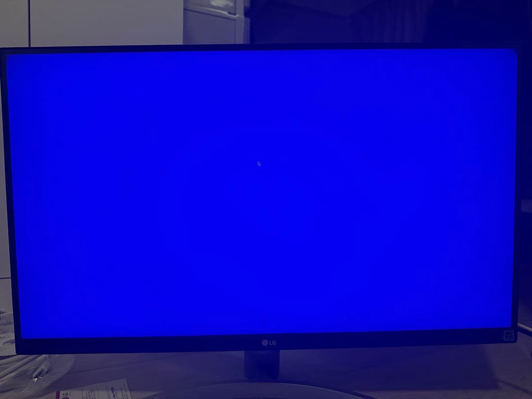 LG 27UL650-W 27インチ4Kディスプレイ