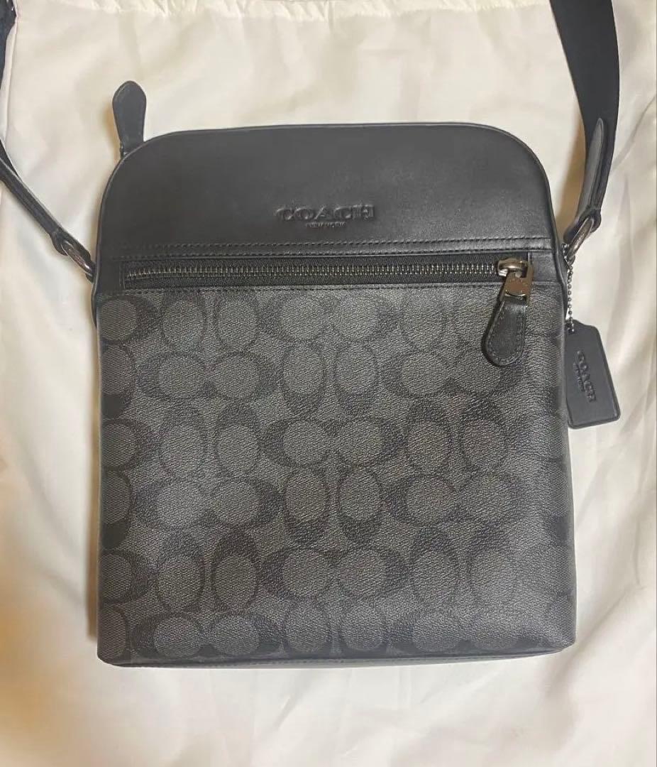 COACH ブラック ショルダーバッグ 新品未使用