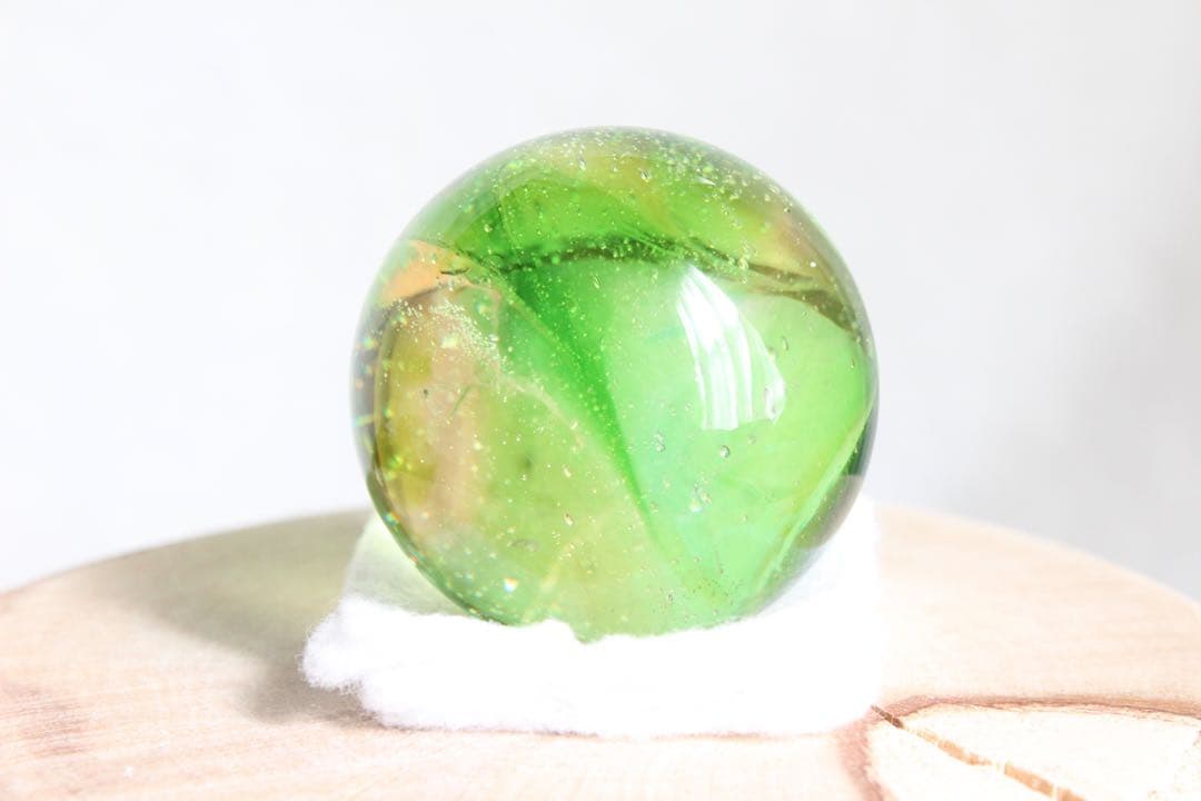 シエラネバダ産アンダラクリスタル　スフィア　マルチカラー（グリーン&イエロー）