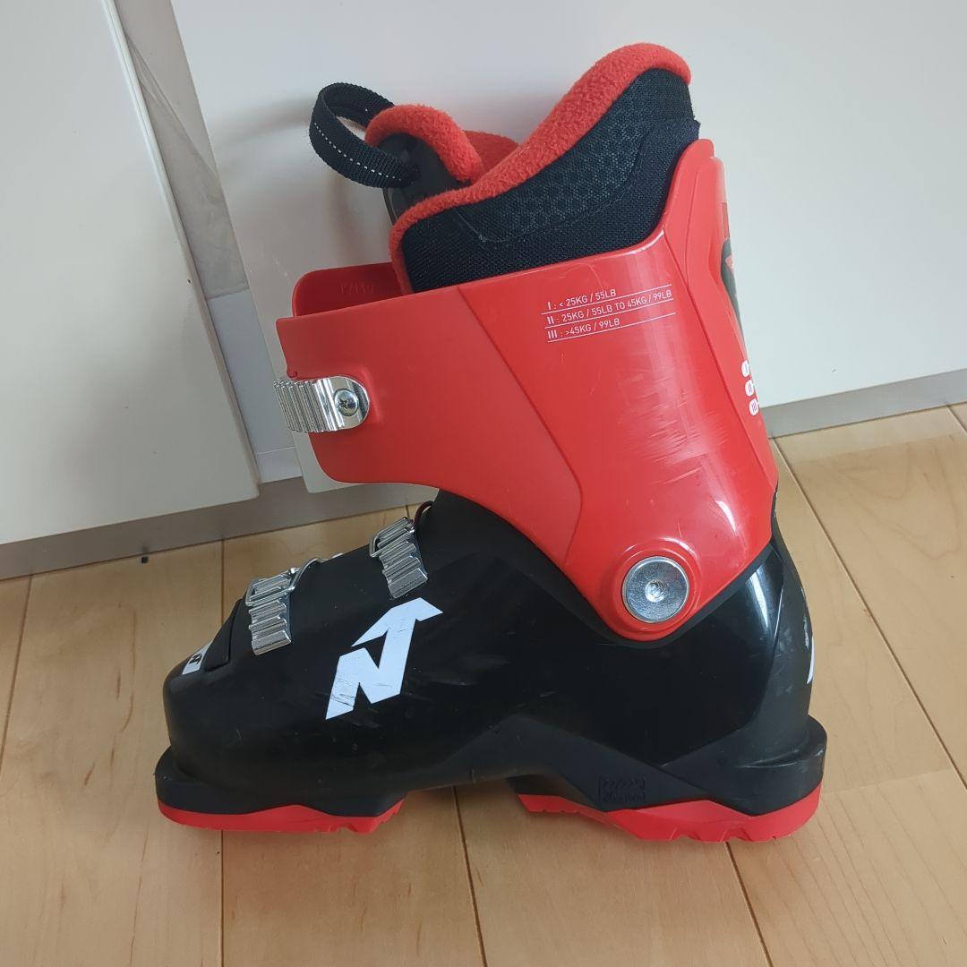 NORDICA スキーブーツ　サイズ22.0〜23.5