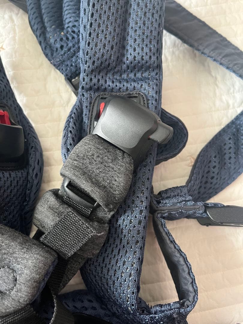 ベビービョルン ハーモニーネイビー抱っこ紐　リバーシブルカバー付き