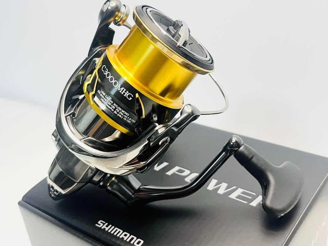 【未使用】シマノ 20ツインパワー C3000MHG