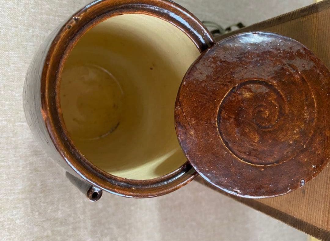 十三軒吉向 作 香炉釉 耳付 水指