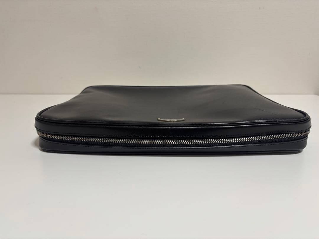 【鍵付き南京錠】PRADA ビジネスバッグ 三角ロゴ サフィアーノレザー メンズ