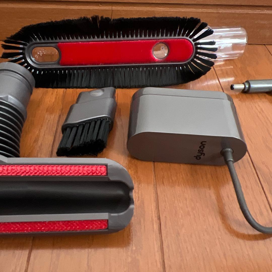 【美品】dyson v6 fluffy コードレス掃除機☆