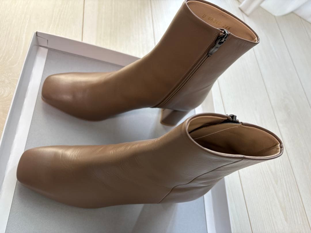 ウール　DIANA ショートブーツ