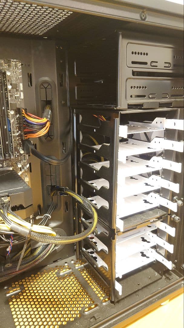 13世代 i7 13700F デスクトップ ゲーミング PC 16GB 1TB