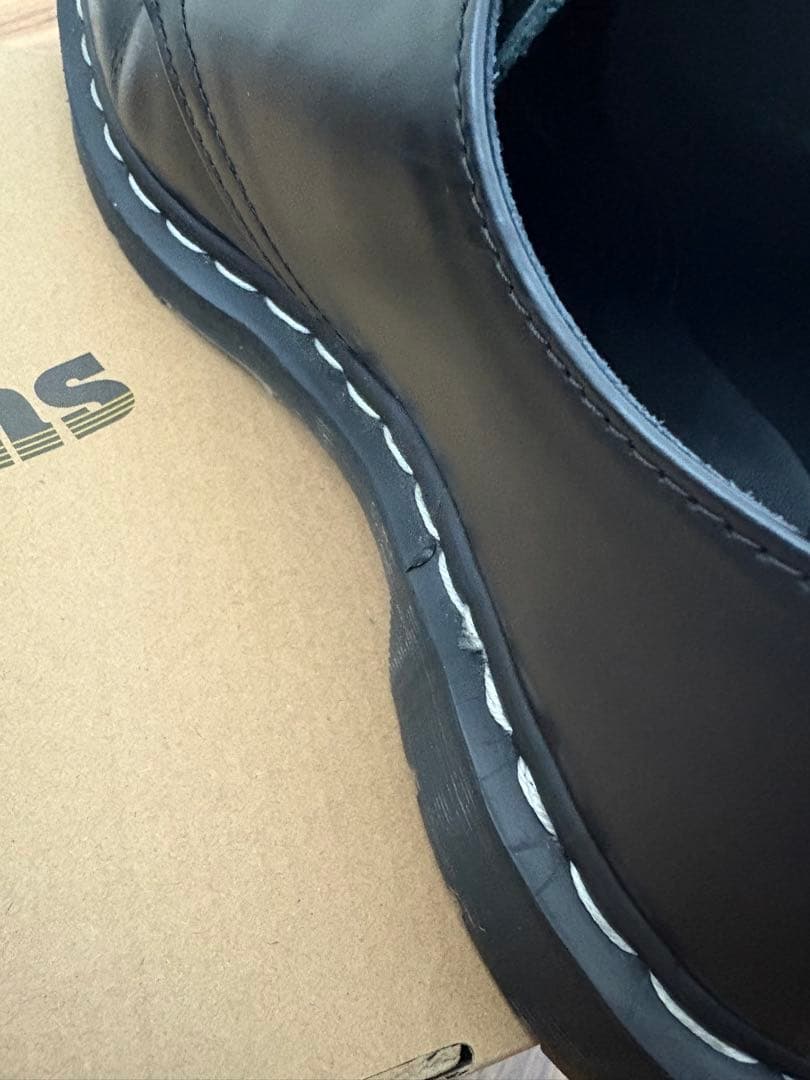 【ドクターマーチン】 1461 ホワイトステッチ UK9