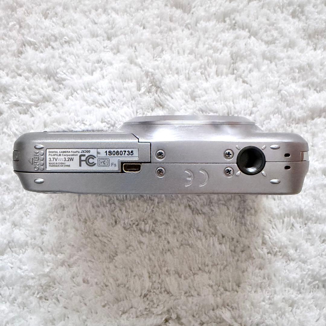 美品【動作確認済】FUJIFILM 富士フイルム FINEPIX JX300