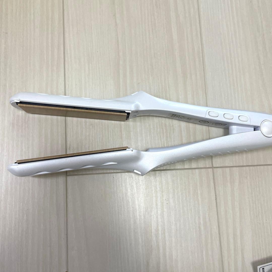 絹女　ストレートヘアアイロン KINUJO　LM‐125 ホワイト　美品