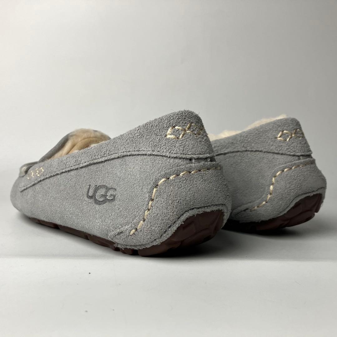 【未使用】UGG ANSLEY アンスレー　モカシン　フラットシューズ　25