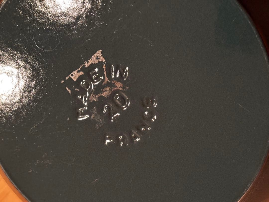 ヨリ　ストウブ　ウッドハンドルフライパン　２０cm