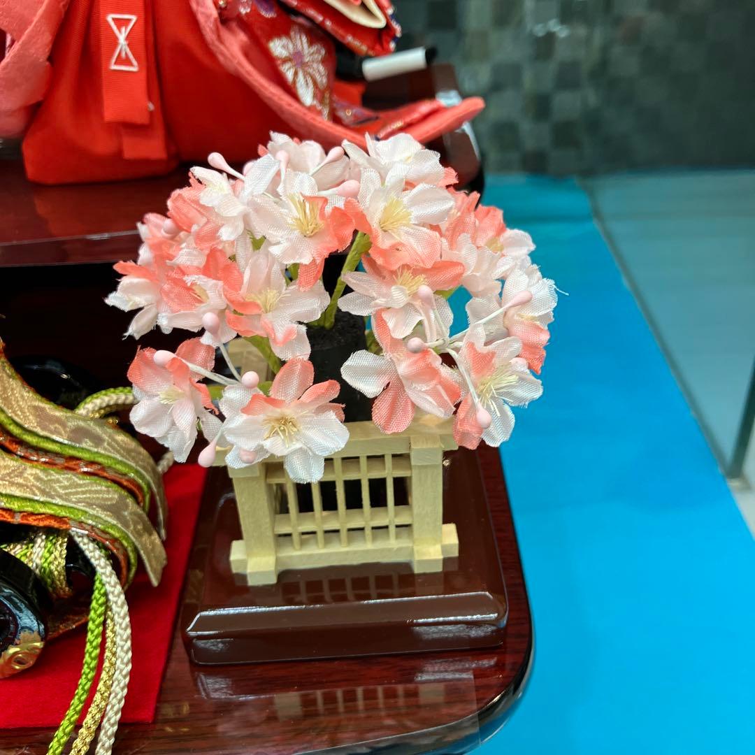 お値下げしました。本仕立て3段五人雛飾り