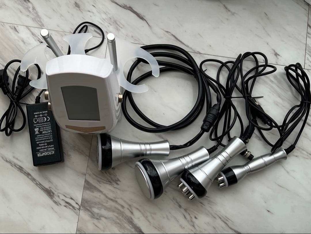 【4in1業務用　40Khzキャビテーション　ラジオ波エステ 日本語対応