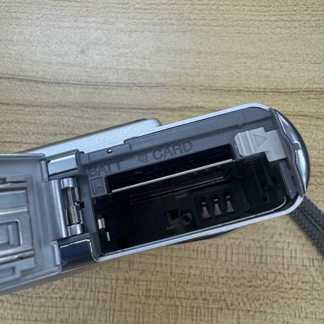 美品✨Panasonic LUMIX DMC-FX01 デジタルカメラ