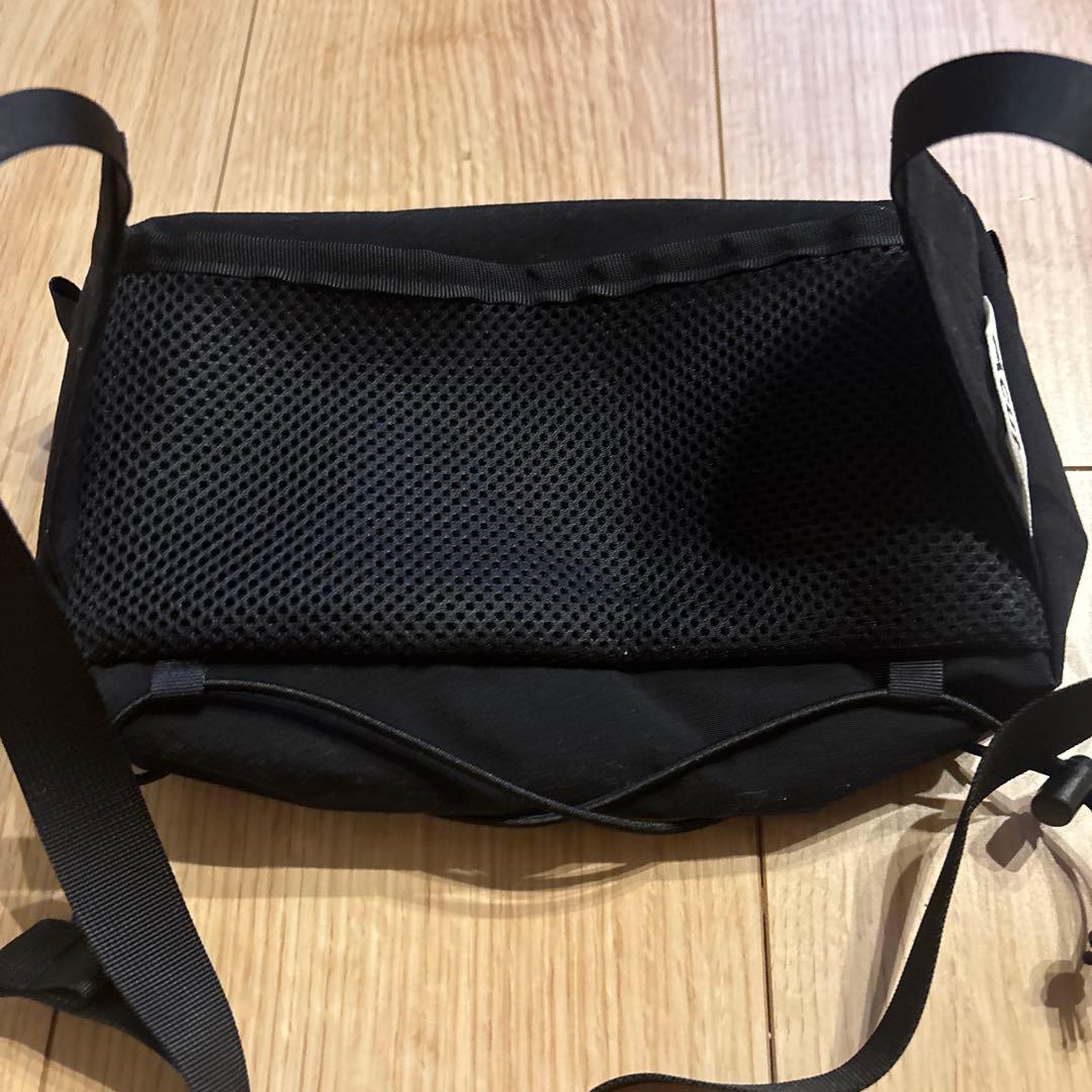 【新品】Acut ファニーポーチ