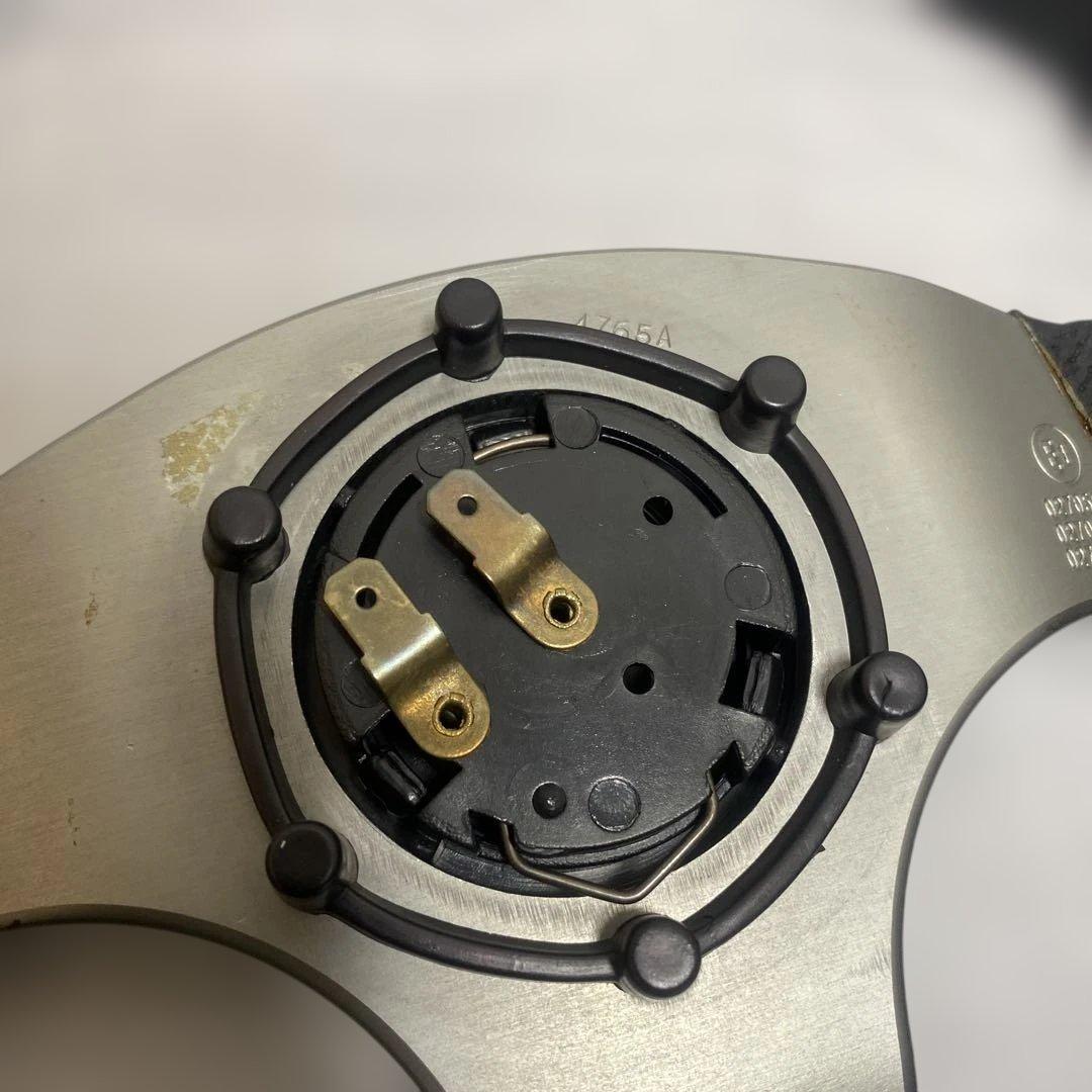 美品✨️ MOMO ステアリング ハンドル 本体 車 カー用