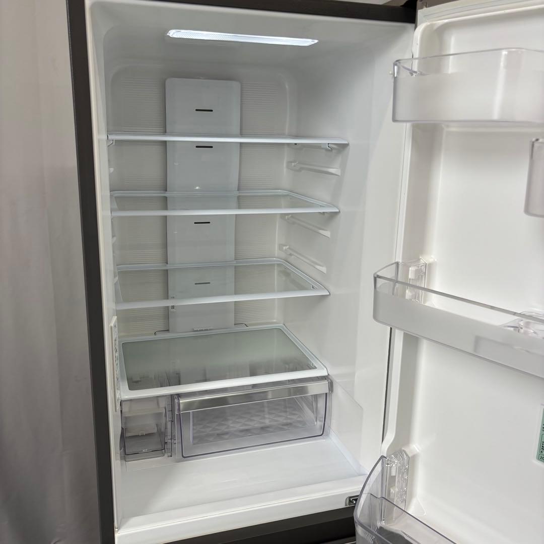 572　日立　冷蔵庫　最新　大型　300㍑級　右開き　中古　安い　綺麗　設置無料