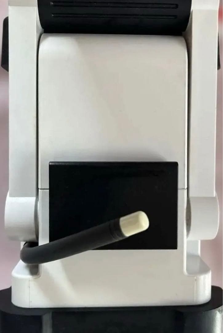 【新品箱入り】マキタ Makita 充電式ラジオ MR100 W 現場ラジオ　白