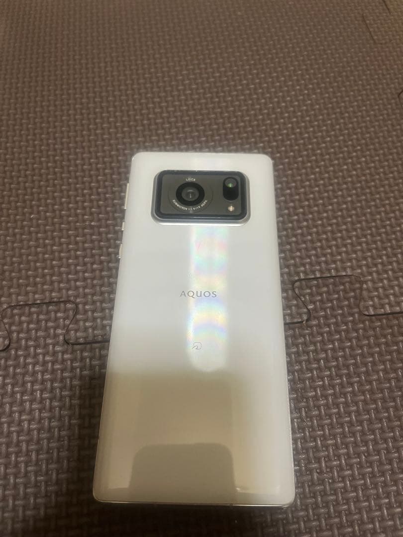 AQUOS R6 ホワイト スマートフォン本体