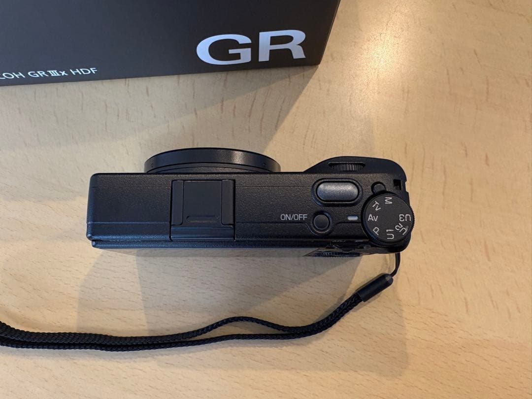 RICOH リコー GR3x HDF カメラ　SDカード付