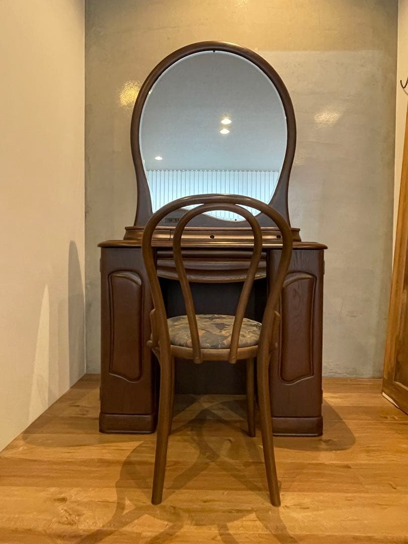 木製ドレッサー オーバルミラー　椅子別売り