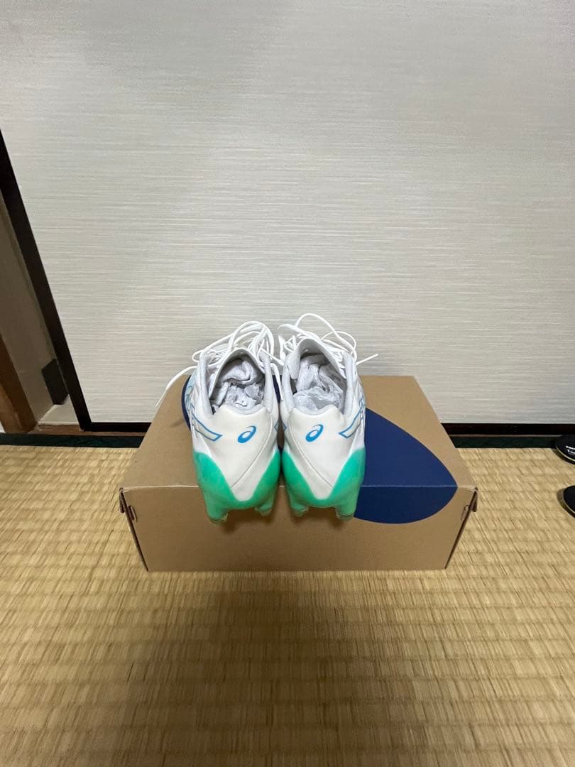 サッカースパイク　アシックス　DSライト　アクロス　25.5 廃盤　激レア　初代