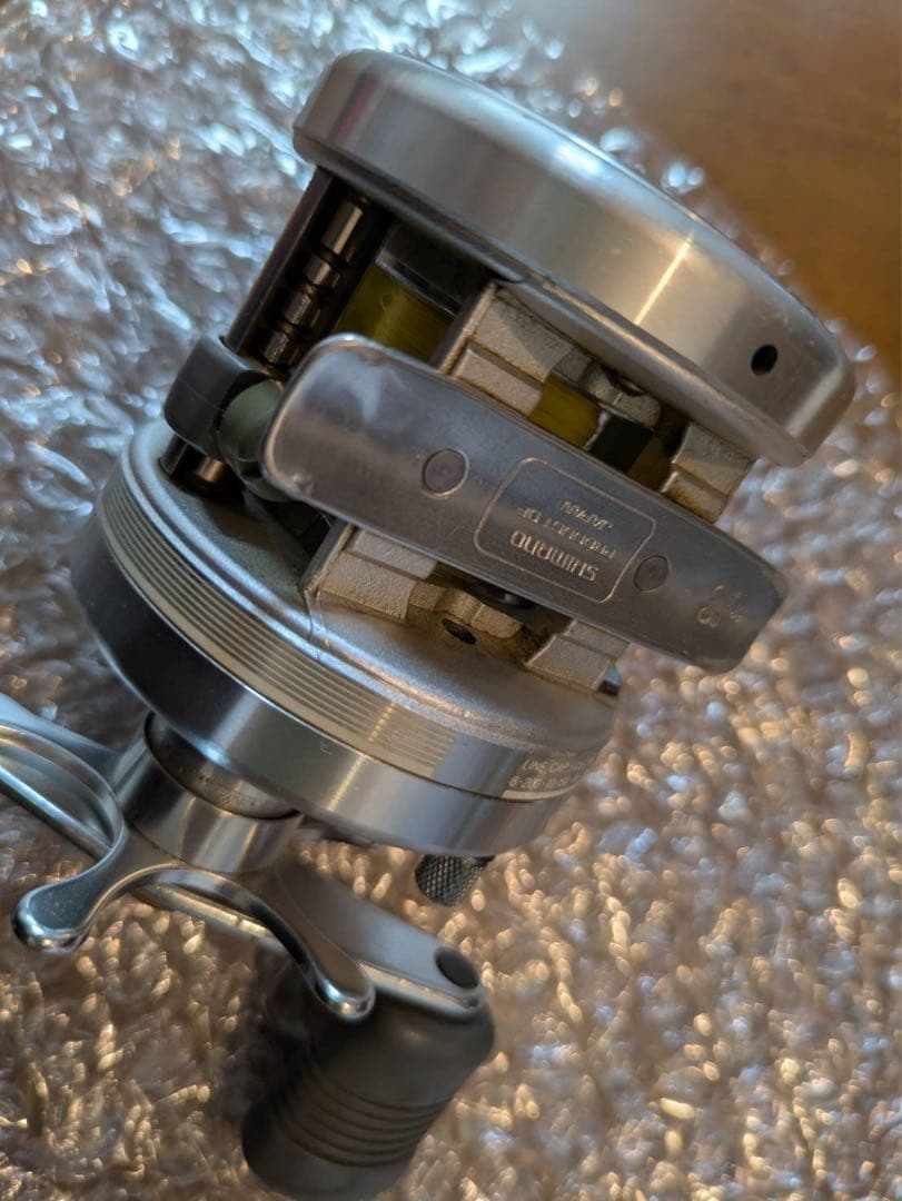 【良品】名機 シマノ 92カルカッタ200 丸型ベイト クラシック