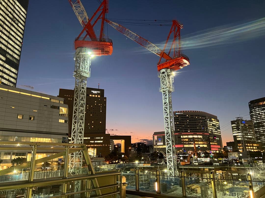 Apple iPhone 13 Pro グリーン 本体 標準カメラ損傷あり